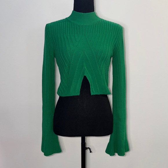 Sweaters - Green Ribbed Knit Crop Long Sleeve Sweater